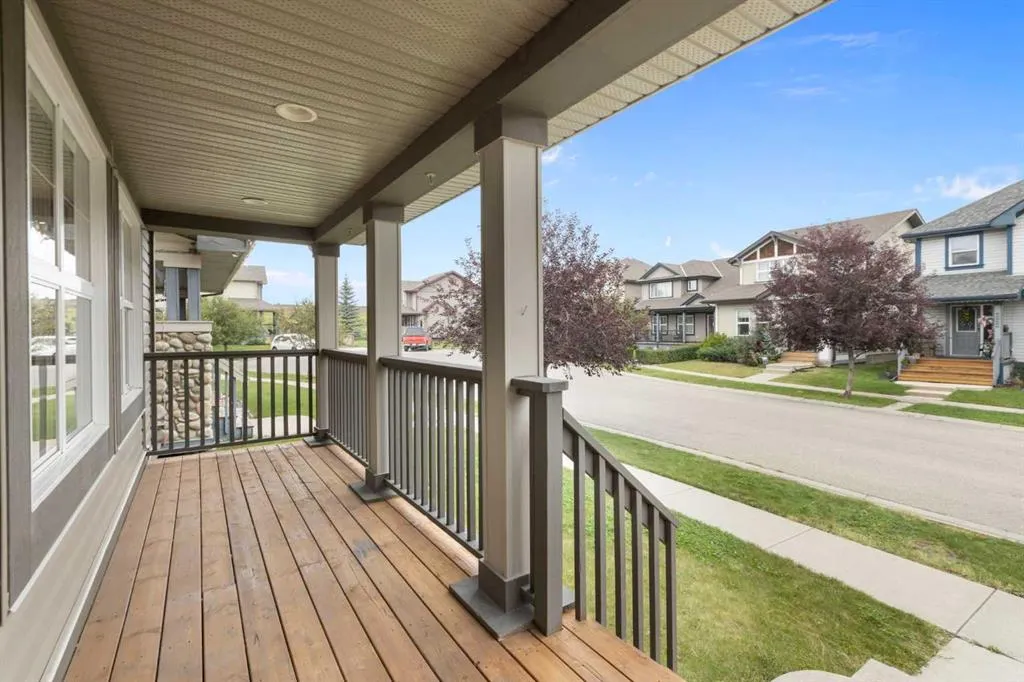 221 Prestwick Terrace SE