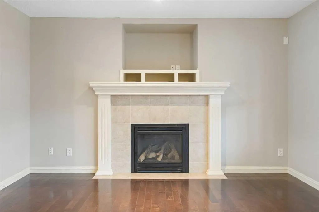 221 Prestwick Terrace SE
