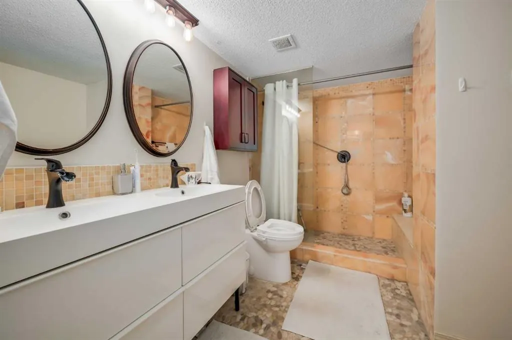 20 Coachway Road SW, #292