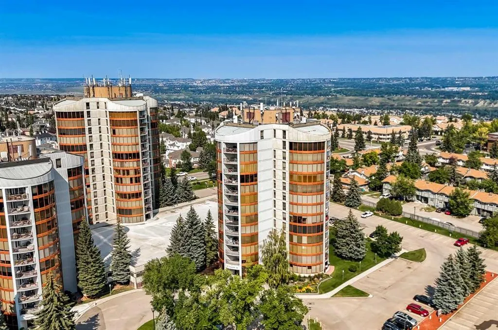 20 Coachway Road SW, #292