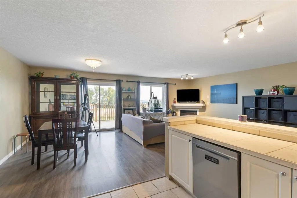 309 3 Avenue, #25