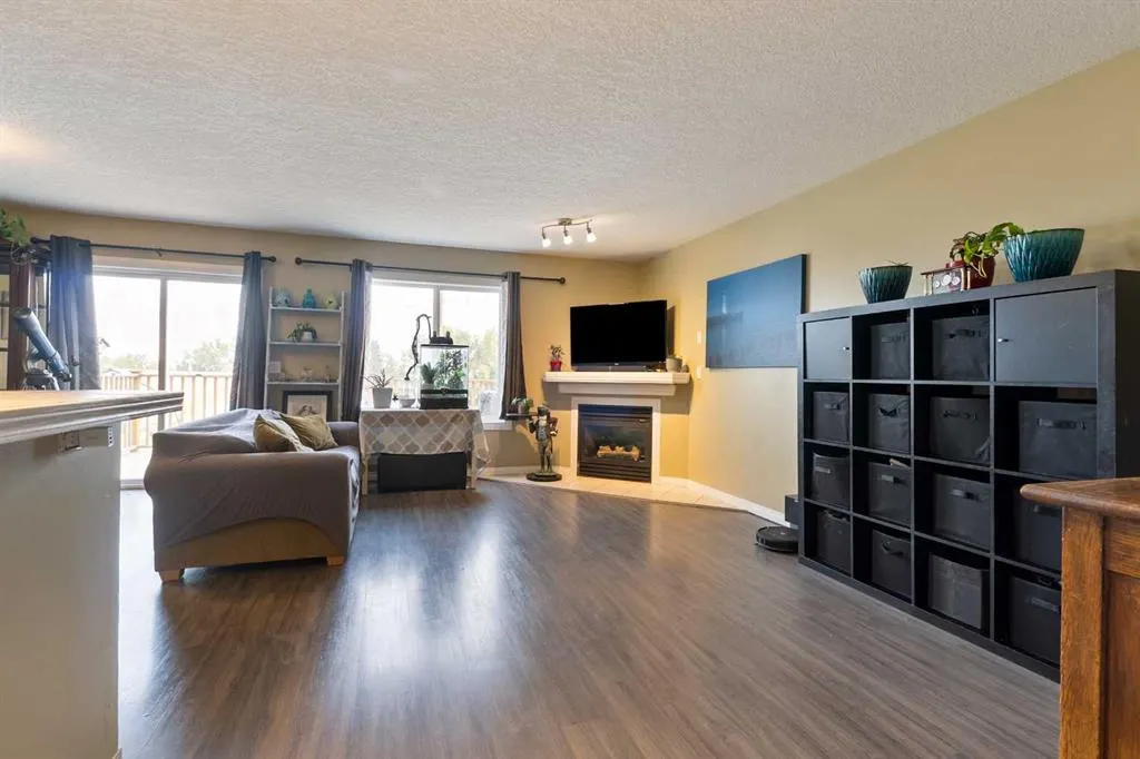 309 3 Avenue, #25