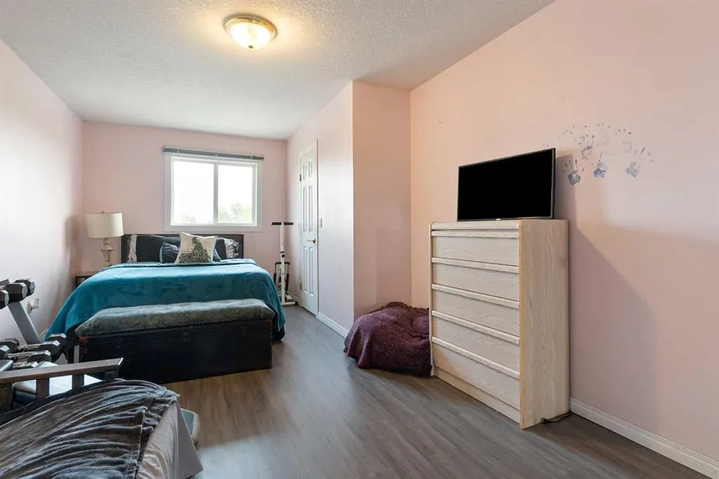 309 3 Avenue, #25