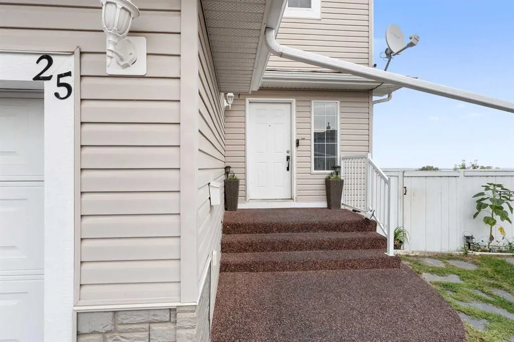 309 3 Avenue, #25