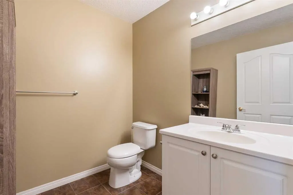 309 3 Avenue, #25
