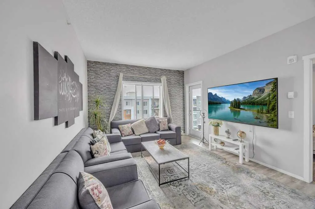 4641 128 Avenue NE, #1613