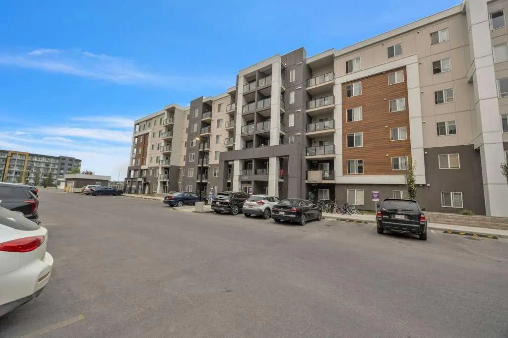 4641 128 Avenue NE, #1613