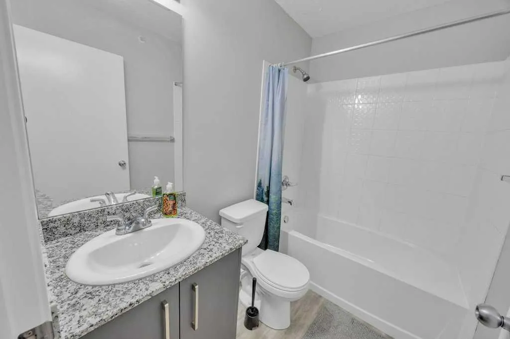 4641 128 Avenue NE, #1613