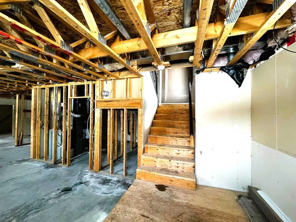 4320 Caribou Crescent