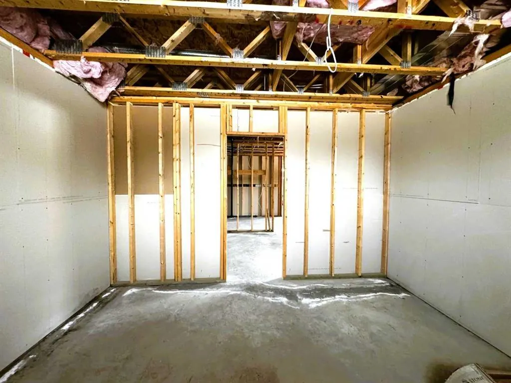 4320 Caribou Crescent