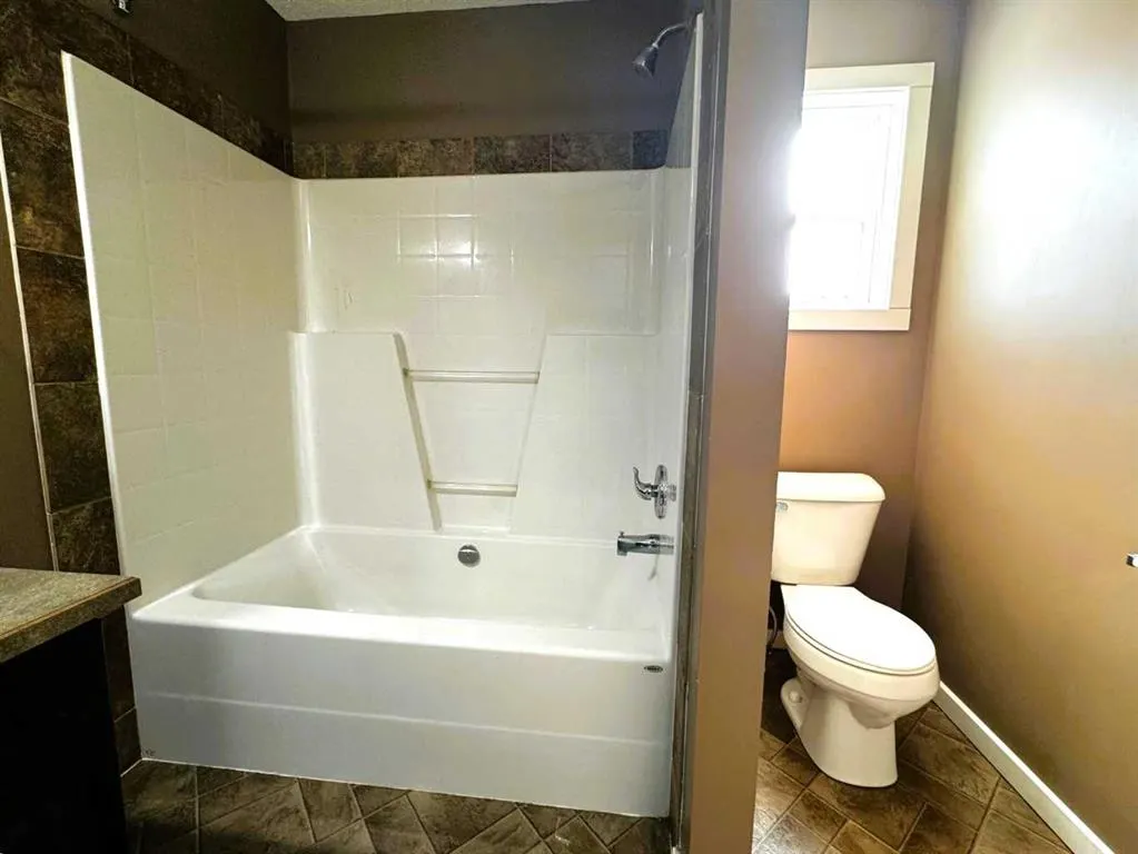 4320 Caribou Crescent
