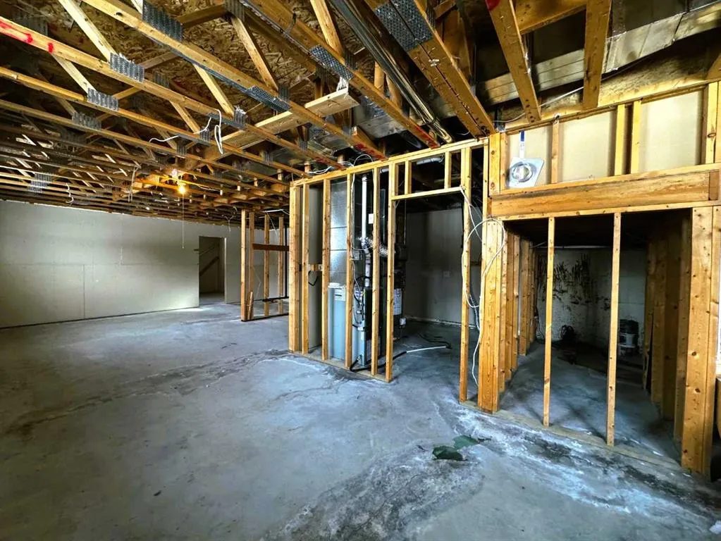 4320 Caribou Crescent
