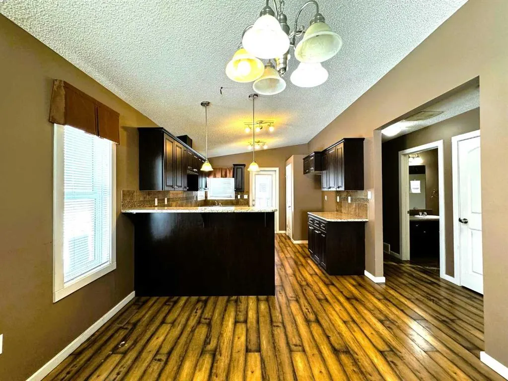 4320 Caribou Crescent