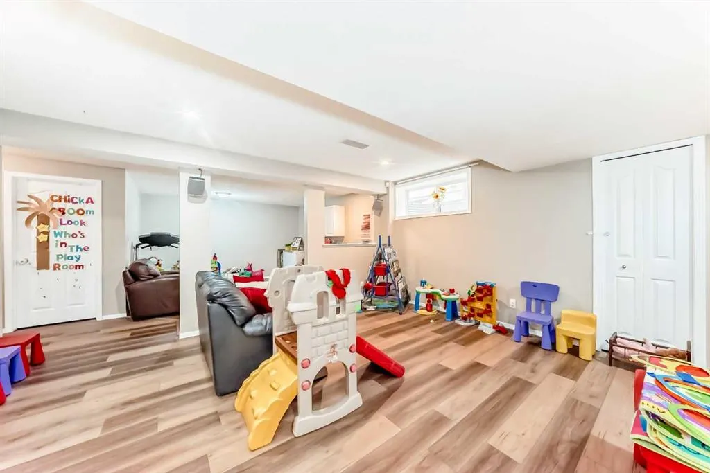 103 Sienna Park Heath SW