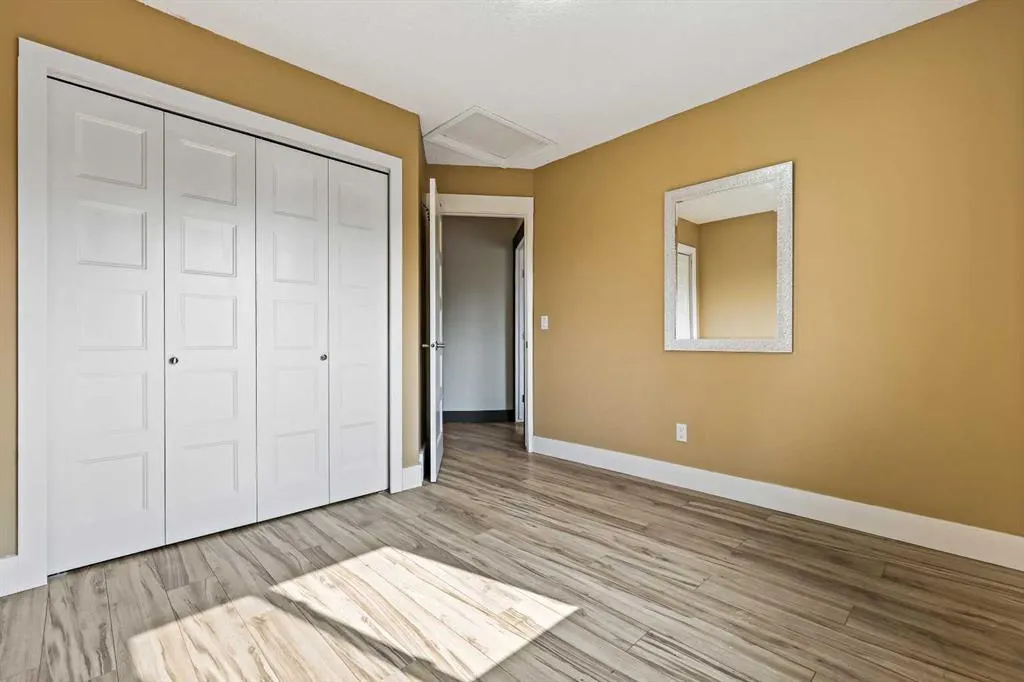 24 Westridge Drive SW