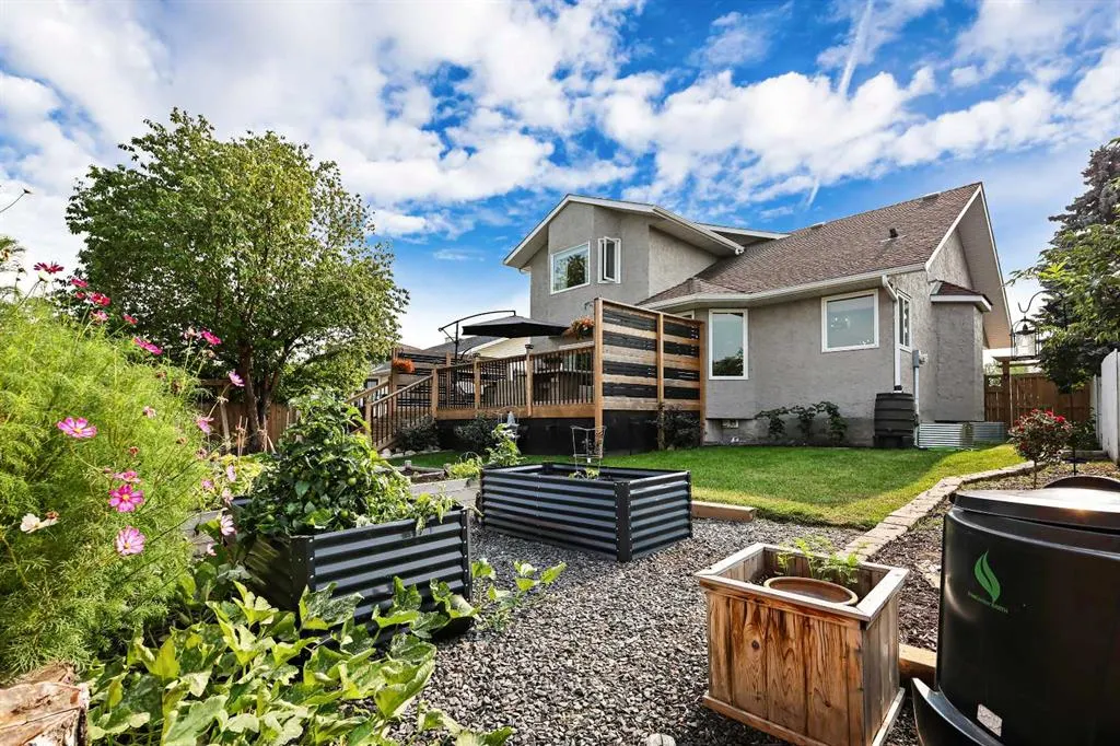 24 Westridge Drive SW