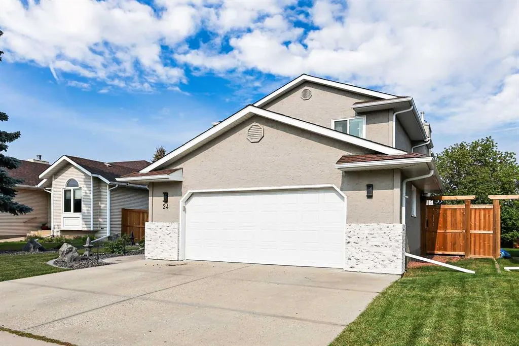 24 Westridge Drive SW
