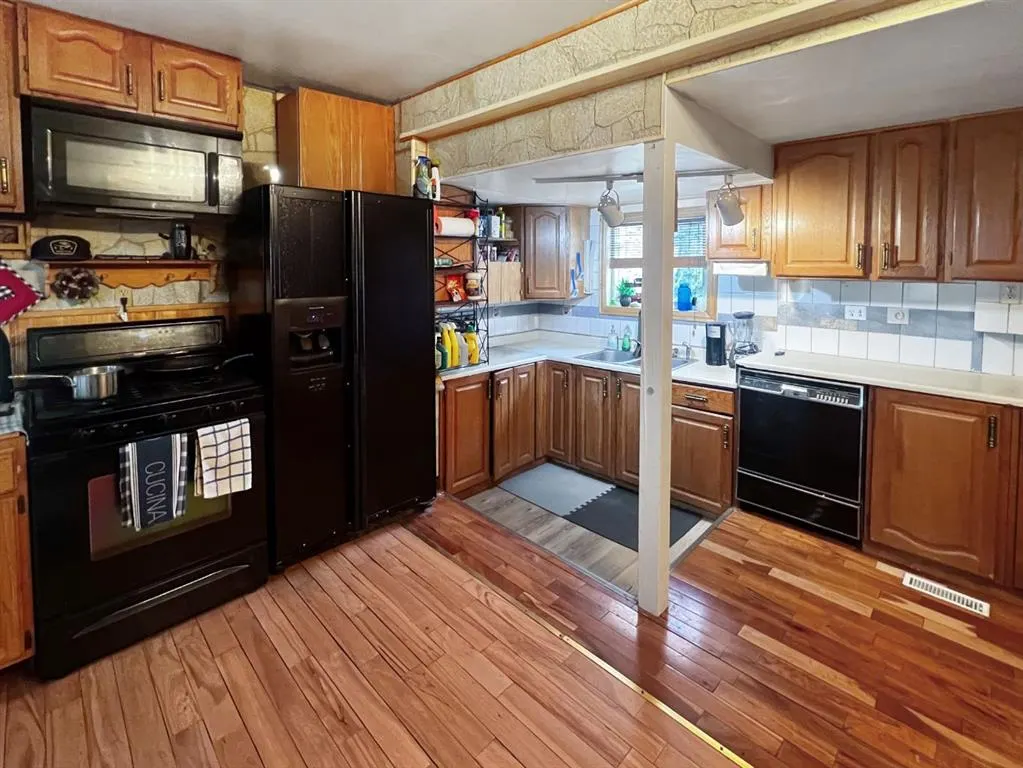 1 ALBERTA Avenue