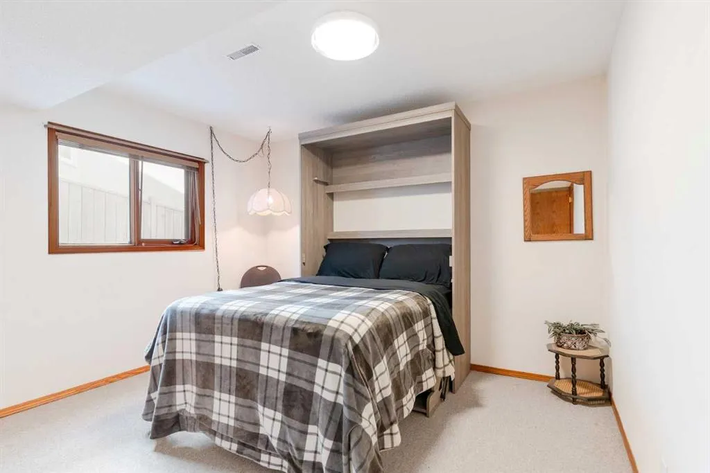 50 Millview Rise SW
