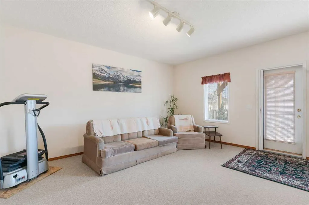 50 Millview Rise SW