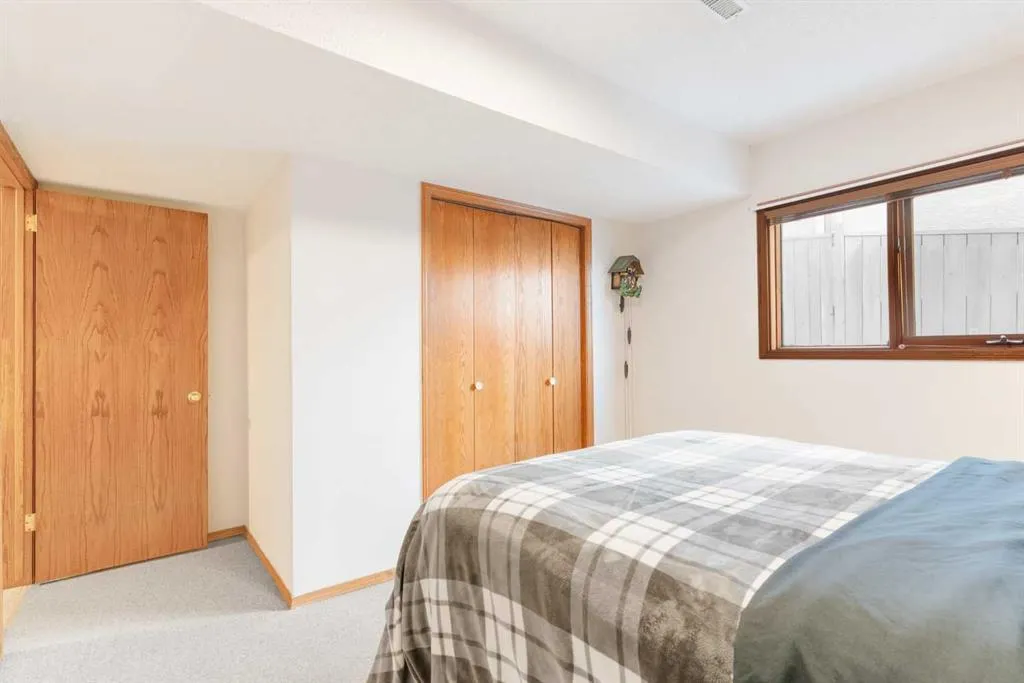 50 Millview Rise SW