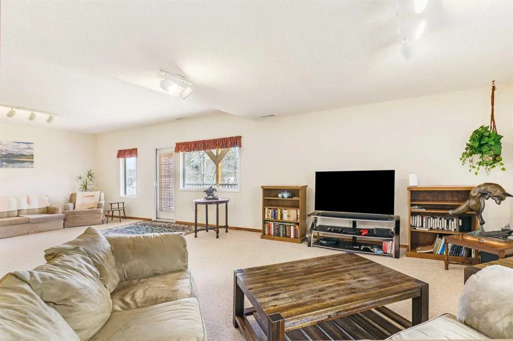50 Millview Rise SW