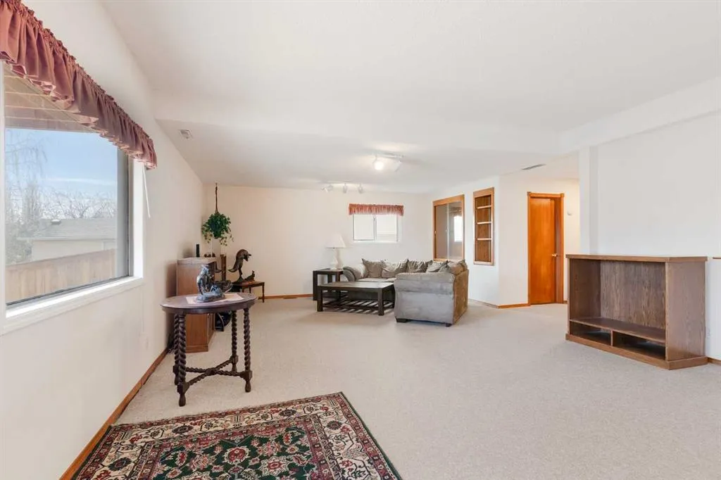 50 Millview Rise SW