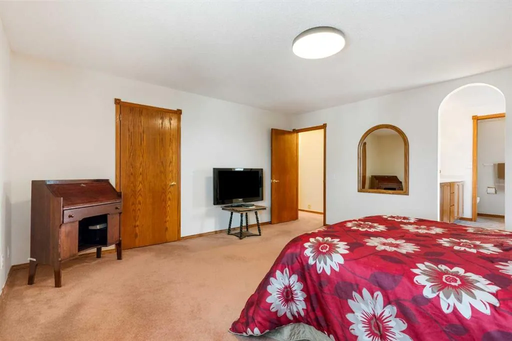 50 Millview Rise SW