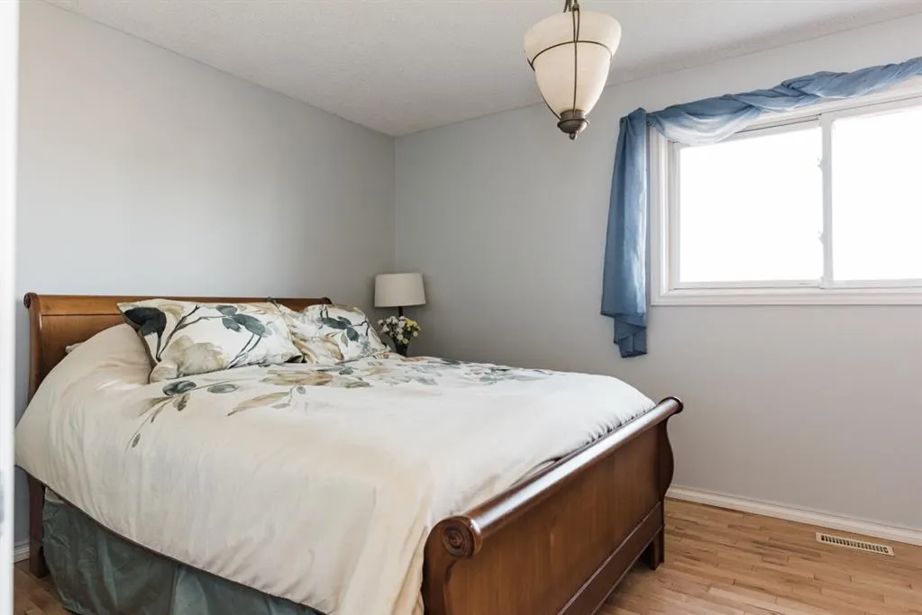 168 Erindale Road