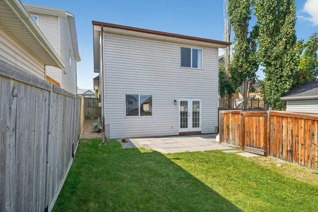 136 Hidden Hills Place NW
