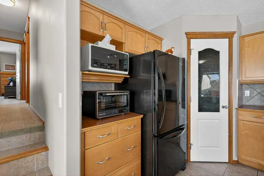 136 Hidden Hills Place NW