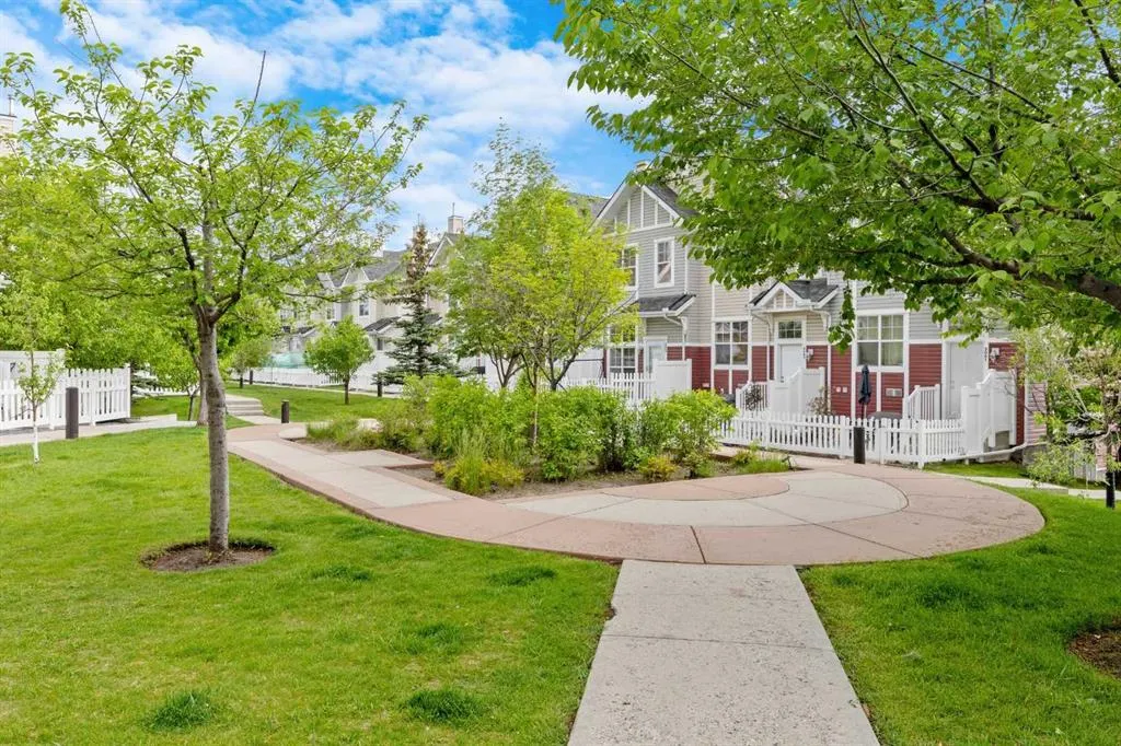 3022 New Brighton Gardens SE