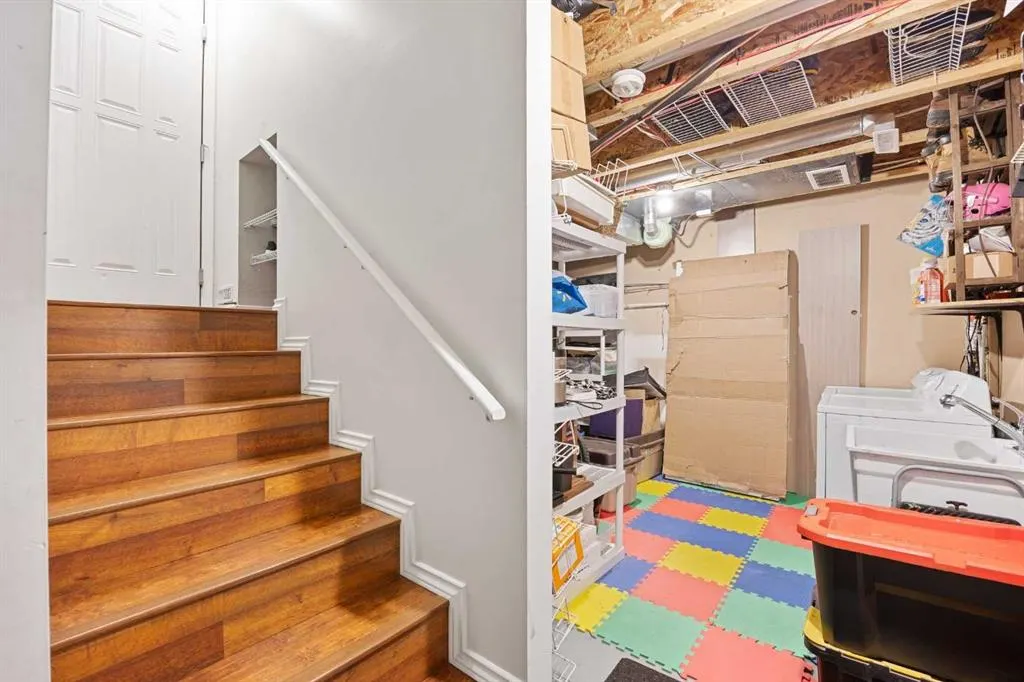 3022 New Brighton Gardens SE