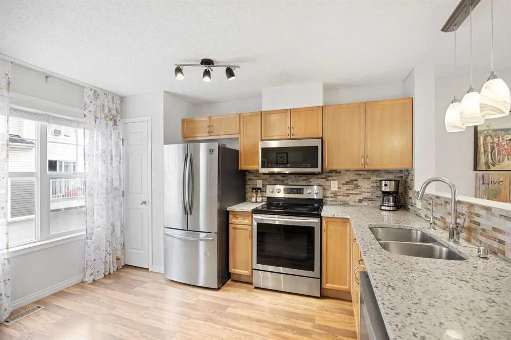 3022 New Brighton Gardens SE