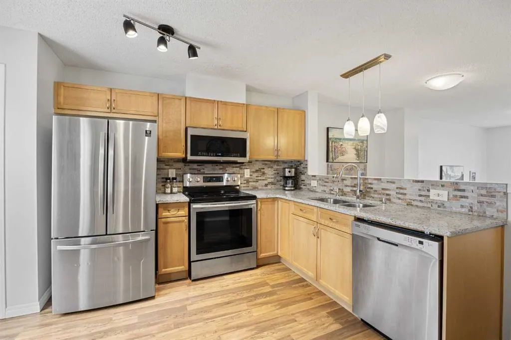 3022 New Brighton Gardens SE