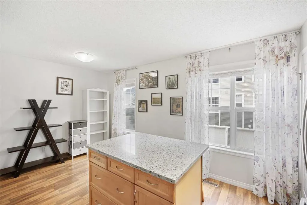 3022 New Brighton Gardens SE