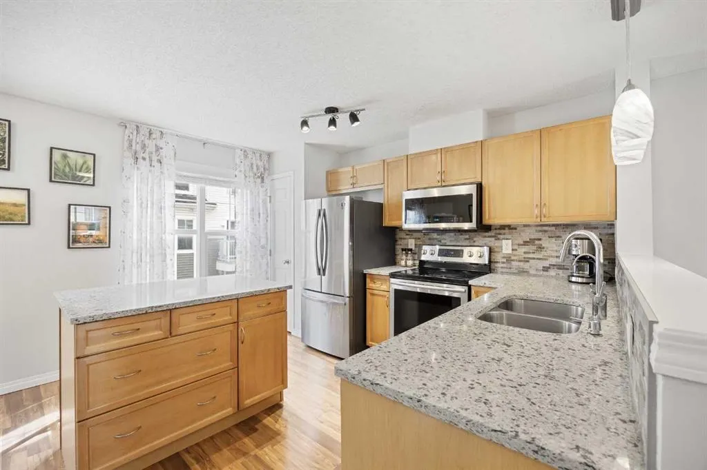 3022 New Brighton Gardens SE
