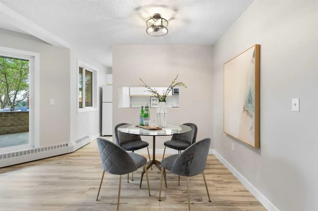 20 Dover Point SE, #110