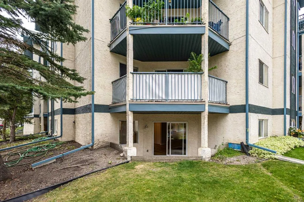 20 Dover Point SE, #110