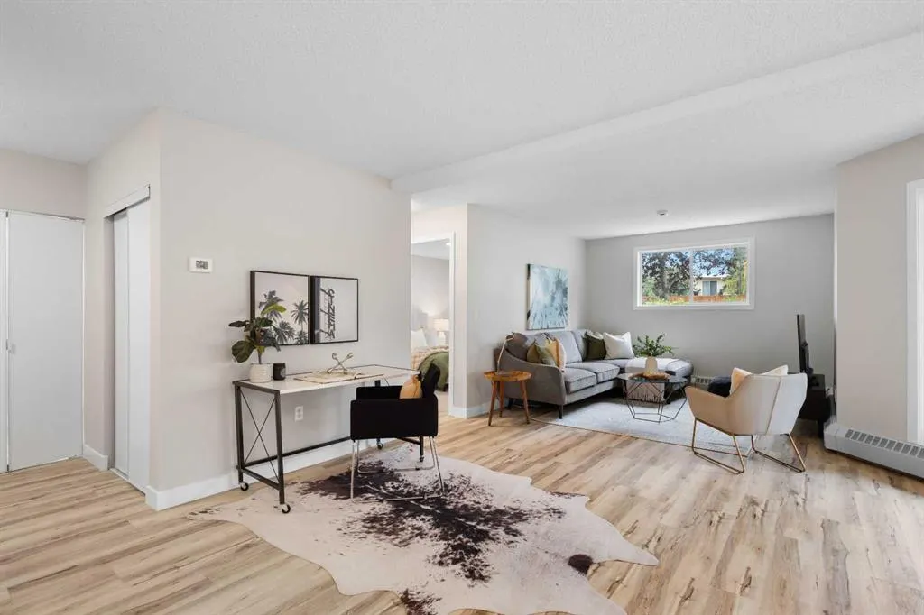 20 Dover Point SE, #110