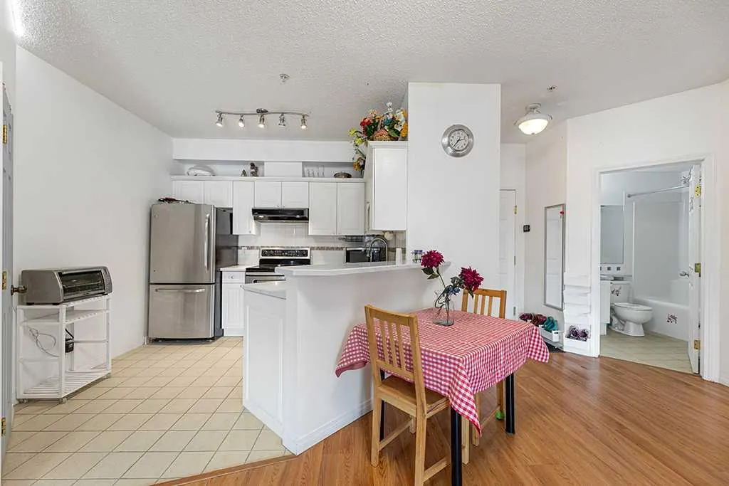 126 14 Avenue SW, #423