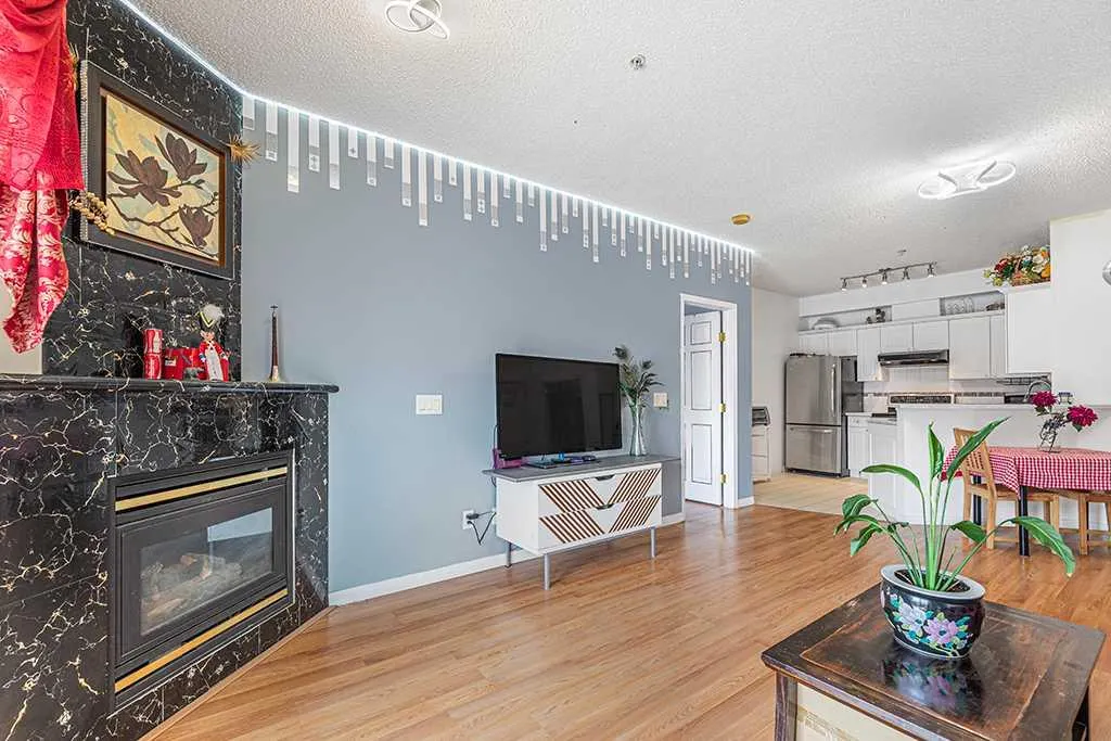 126 14 Avenue SW, #423