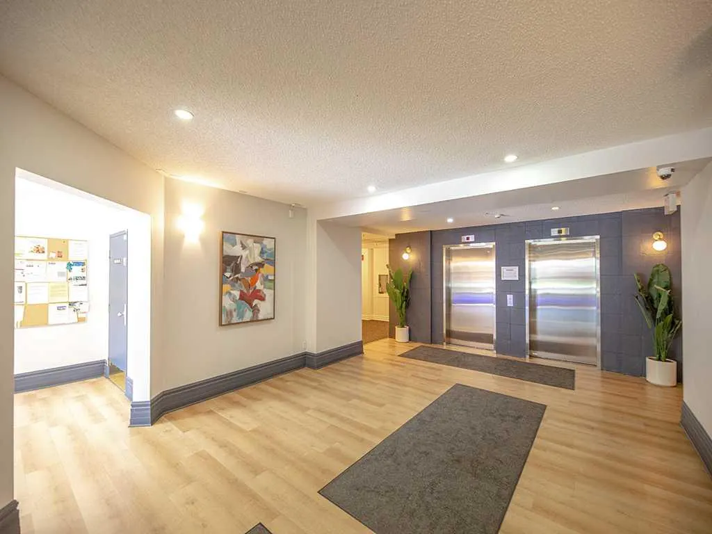 126 14 Avenue SW, #423
