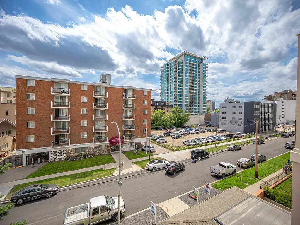 126 14 Avenue SW, #423