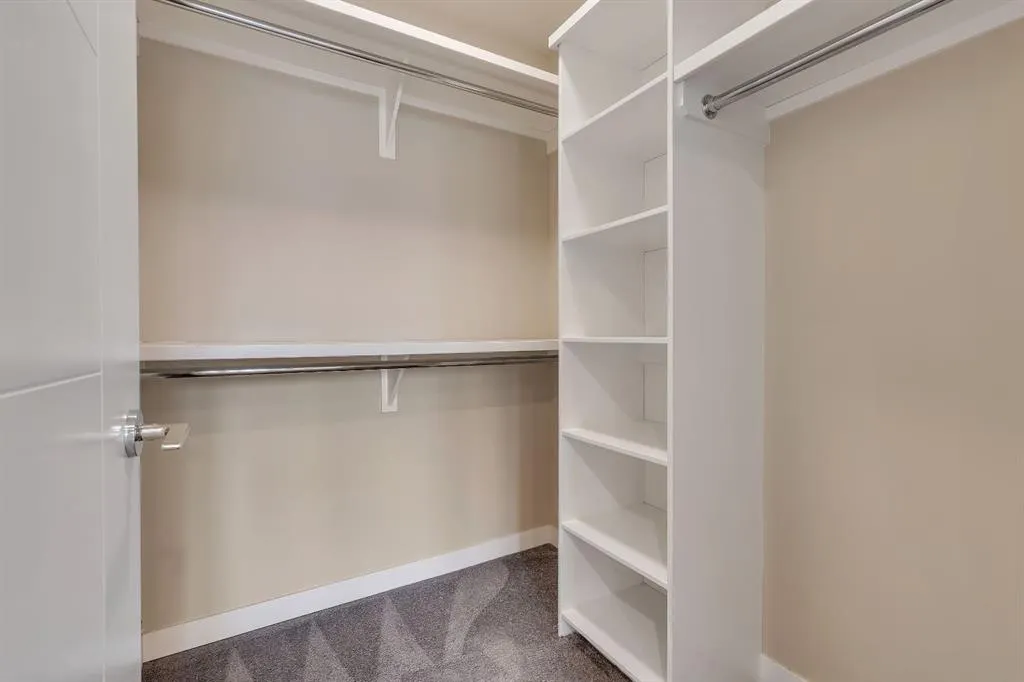 214 Sherwood Square NW, #116