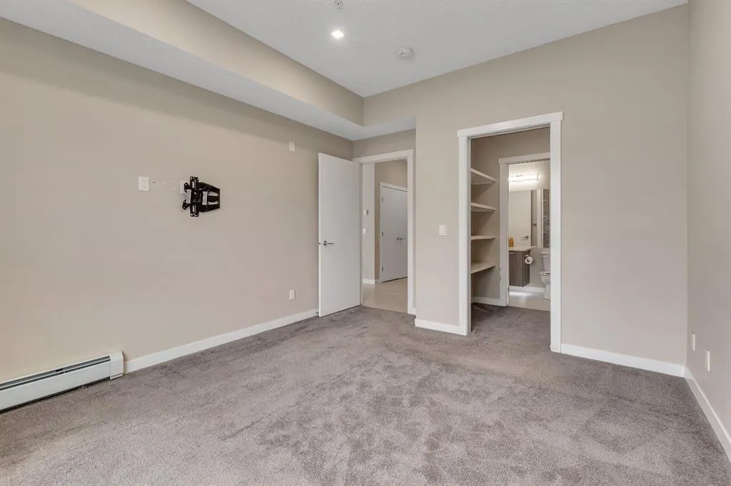 214 Sherwood Square NW, #116