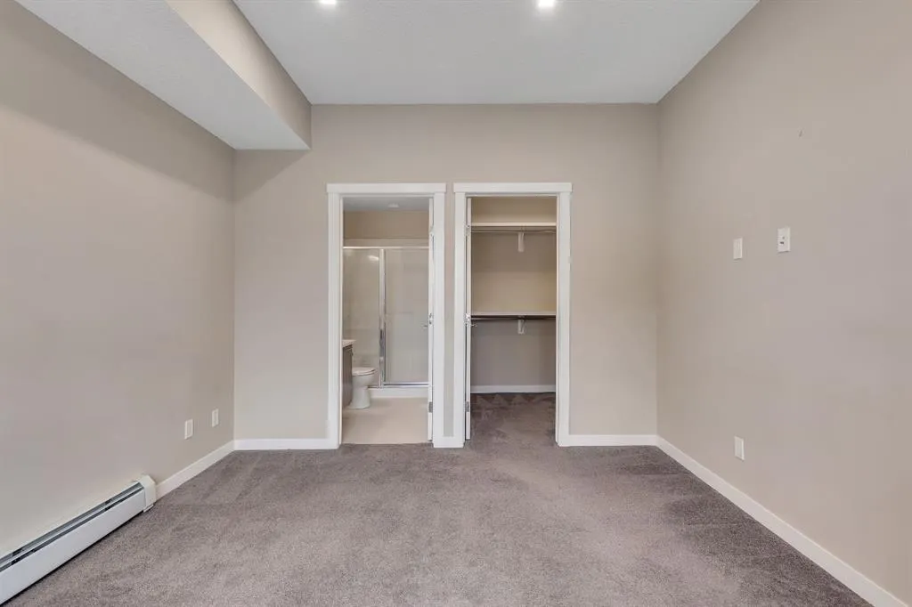 214 Sherwood Square NW, #116