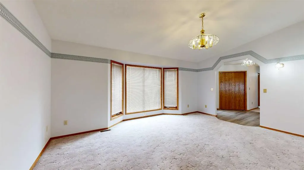 6208 Spruce Drive