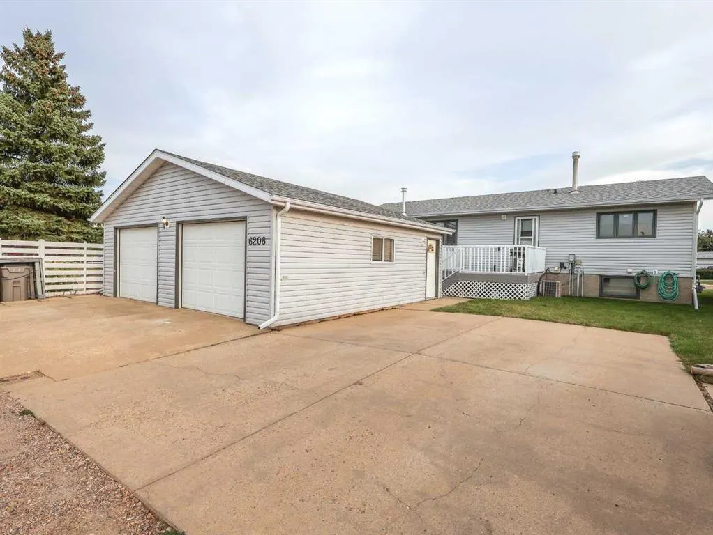 6208 Spruce Drive