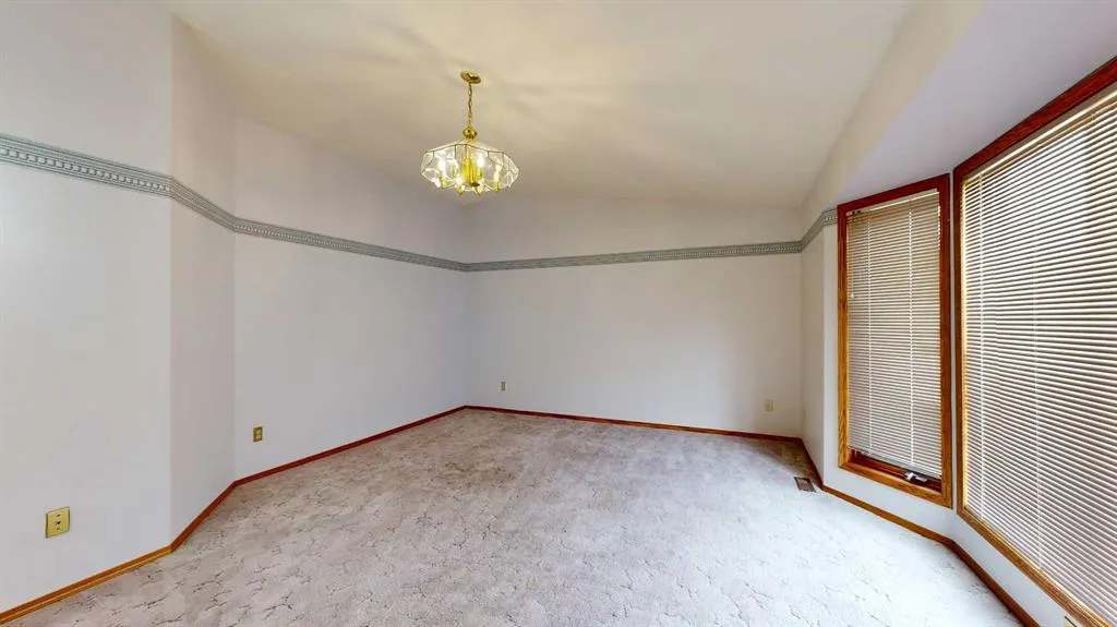 6208 Spruce Drive
